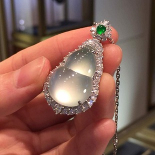 新中式 高冰白玉髓葫芦吊坠项链镶嵌白金玛瑙S925银饰翡翠锁骨链女