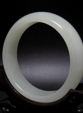 天然手镯小圈口新疆和田玉