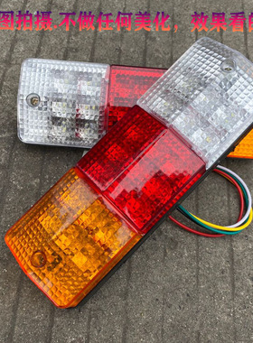 三轮摩托车电动三轮车配件LED尾灯总成12V48V60V三节尾灯转向一体