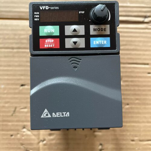 议价台达变频器vfd007e43a