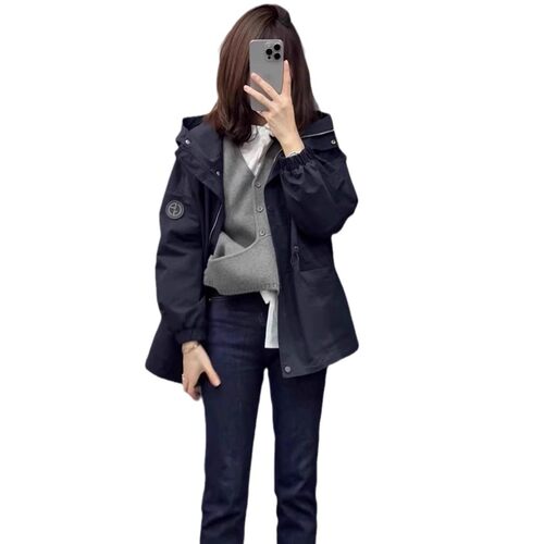 韩系设计感加厚连帽冲锋衣外套女秋冬新款夹棉小个子休闲收腰棉服