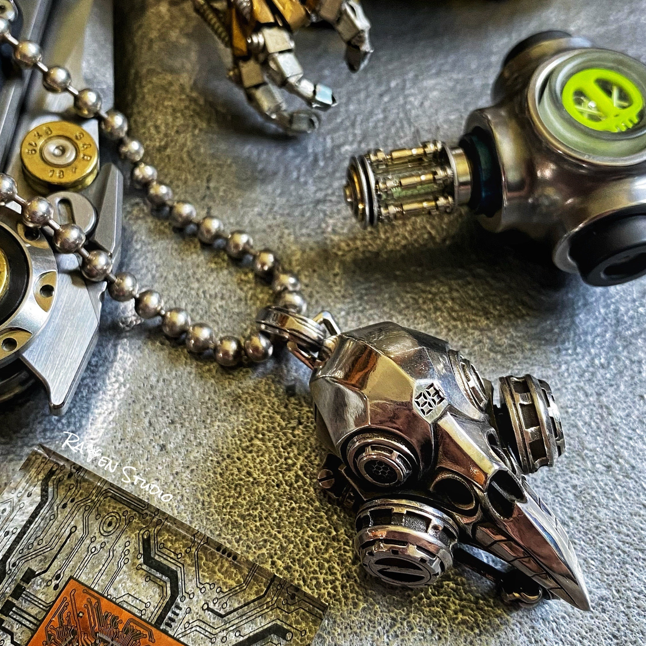 渡鸦工作室原创专属限量款《蚀日》纯银手工蒸汽朋克机械乌鸦吊坠