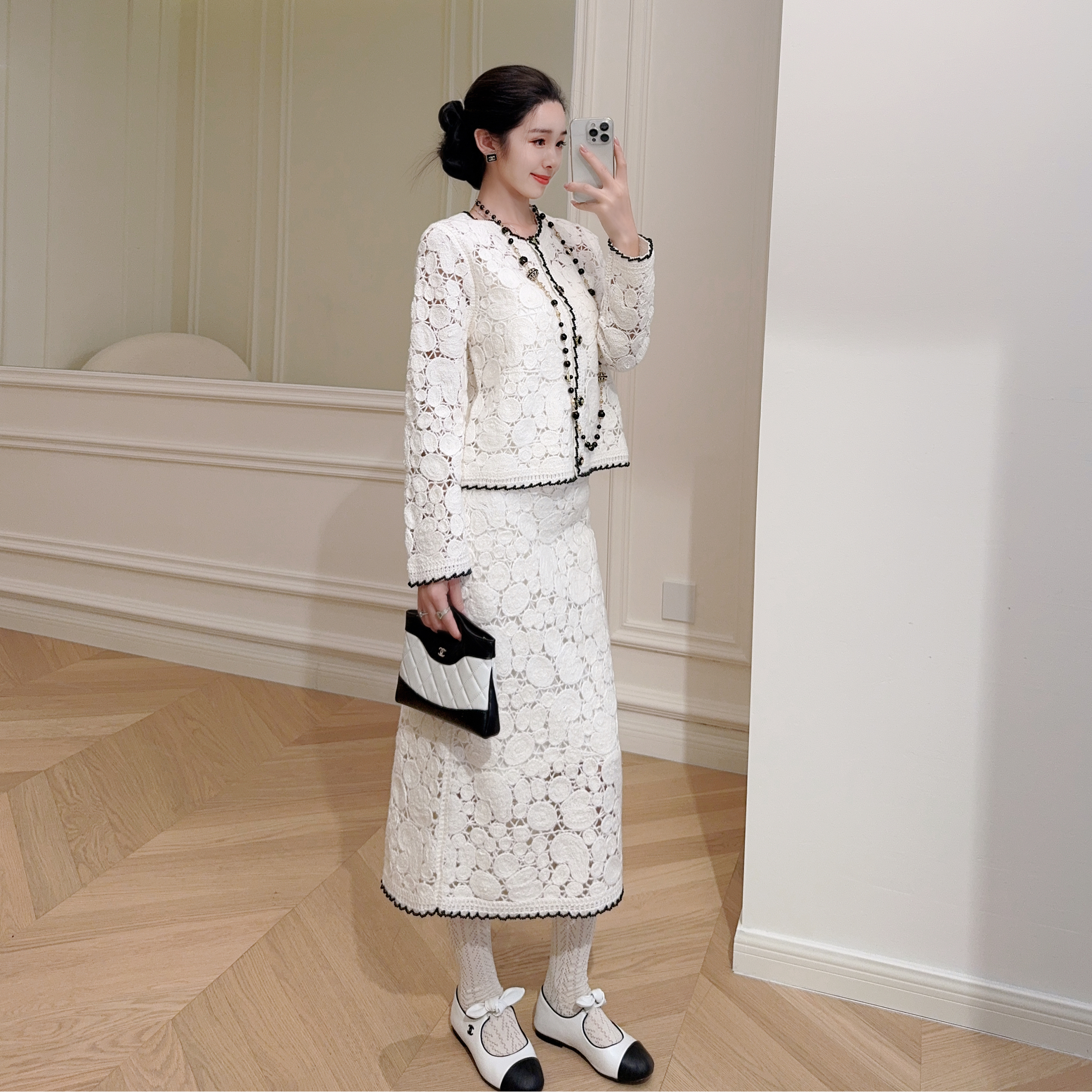 嫚渡|100%羊绒套装|圆领长袖开衫高腰直筒半身裙针织镂空羊绒套装