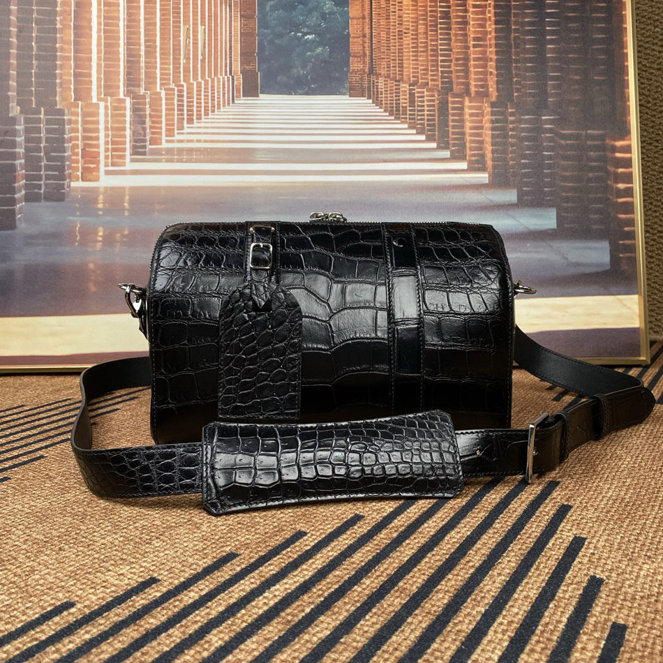 斜挎枕头圆筒包男女2026新款高级感黑色尼罗鳄鳄鱼皮单肩包潮