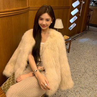 新款 芬兰进口整皮狐狸腹毛皮草外套女冬季 毛毛外套 studio GHJOD