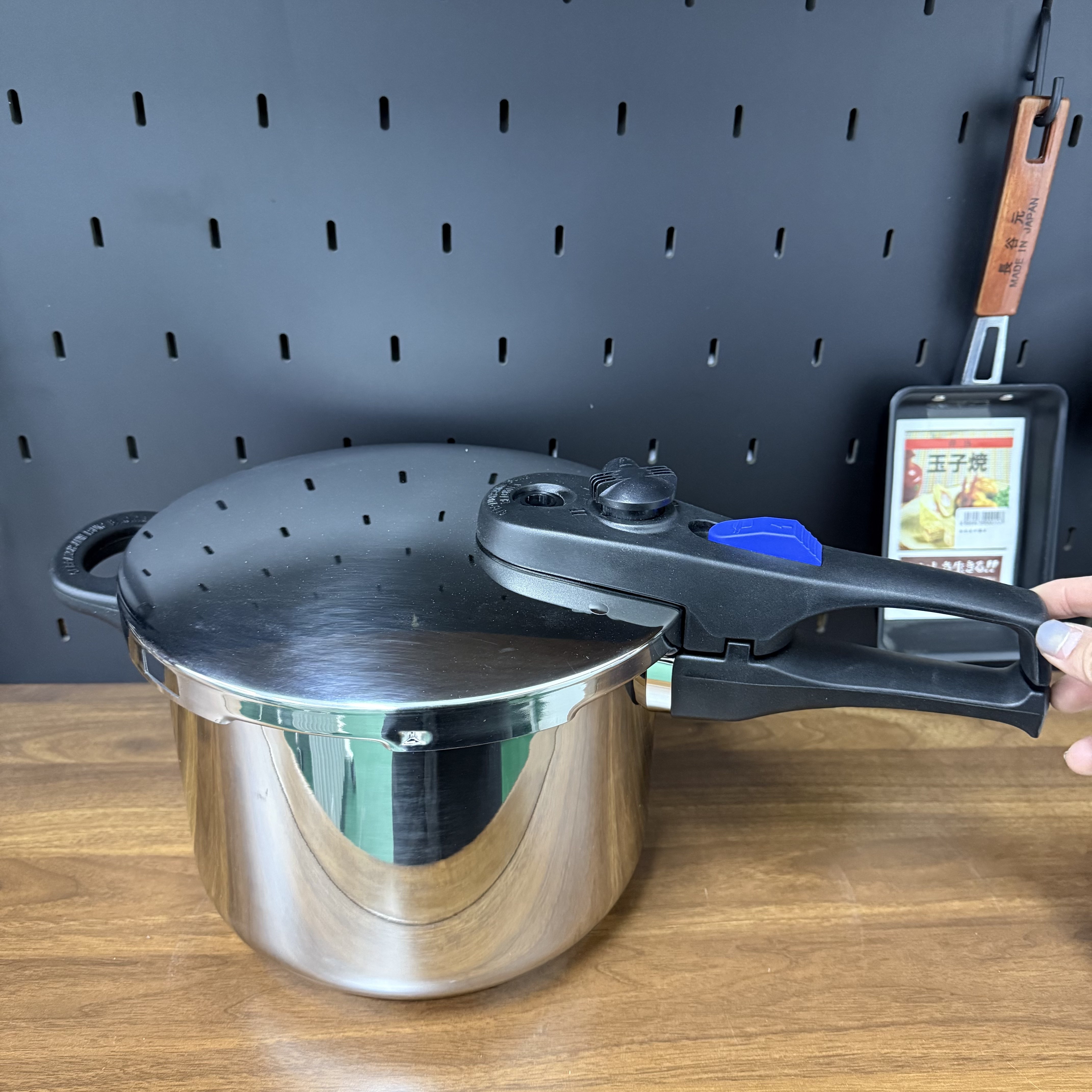 单柄高压锅304不锈钢防爆压力锅6L家用安全电磁炉燃气专用22cm