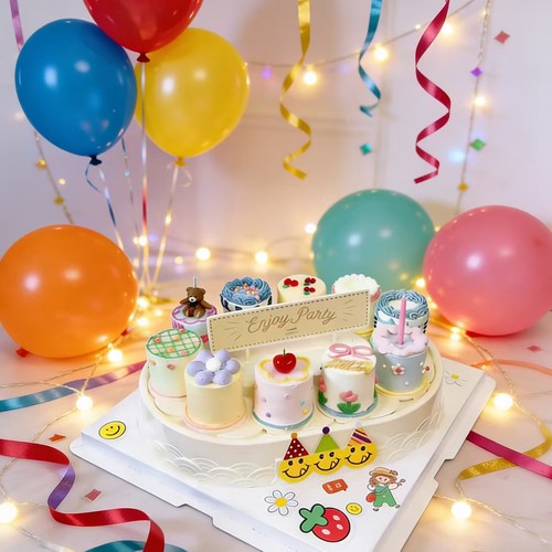 现货双层旋转生日蛋糕