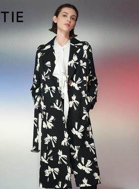 [设计总监然姐]EITIE爱特爱法式长款收腰撞色印花大气风衣外套