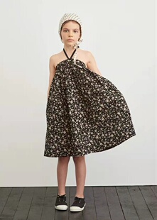 可臻夏季女童欧美风纯棉碎花蝴蝶结吊带裙海边休闲度假挂脖连衣裙