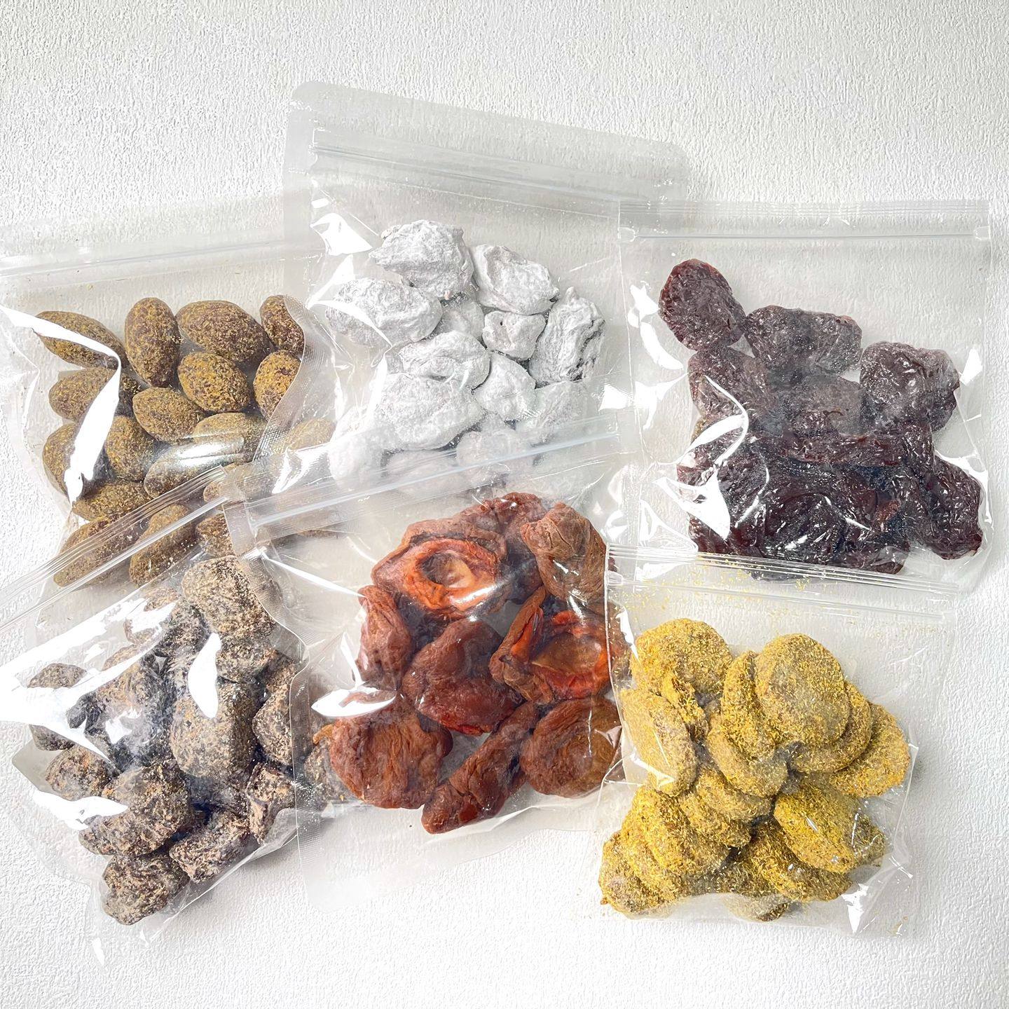 古法李饼青梅抱葡萄果脯蜜饯图片