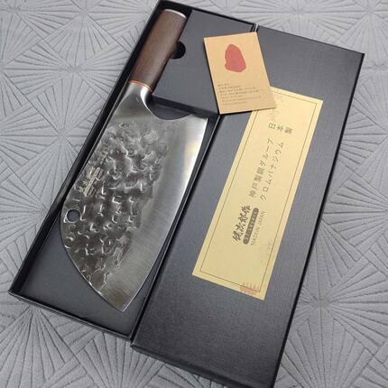 日本进口菜刀锻打锤纹鱼头刀锋利斩切一体刀厨师切肉家用厨房刀具