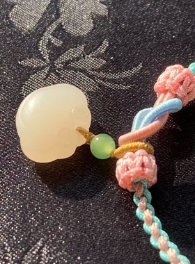 和田玉藕粉宝宝锁手链迷你藕粉如意锁宝宝锁藕粉小锁