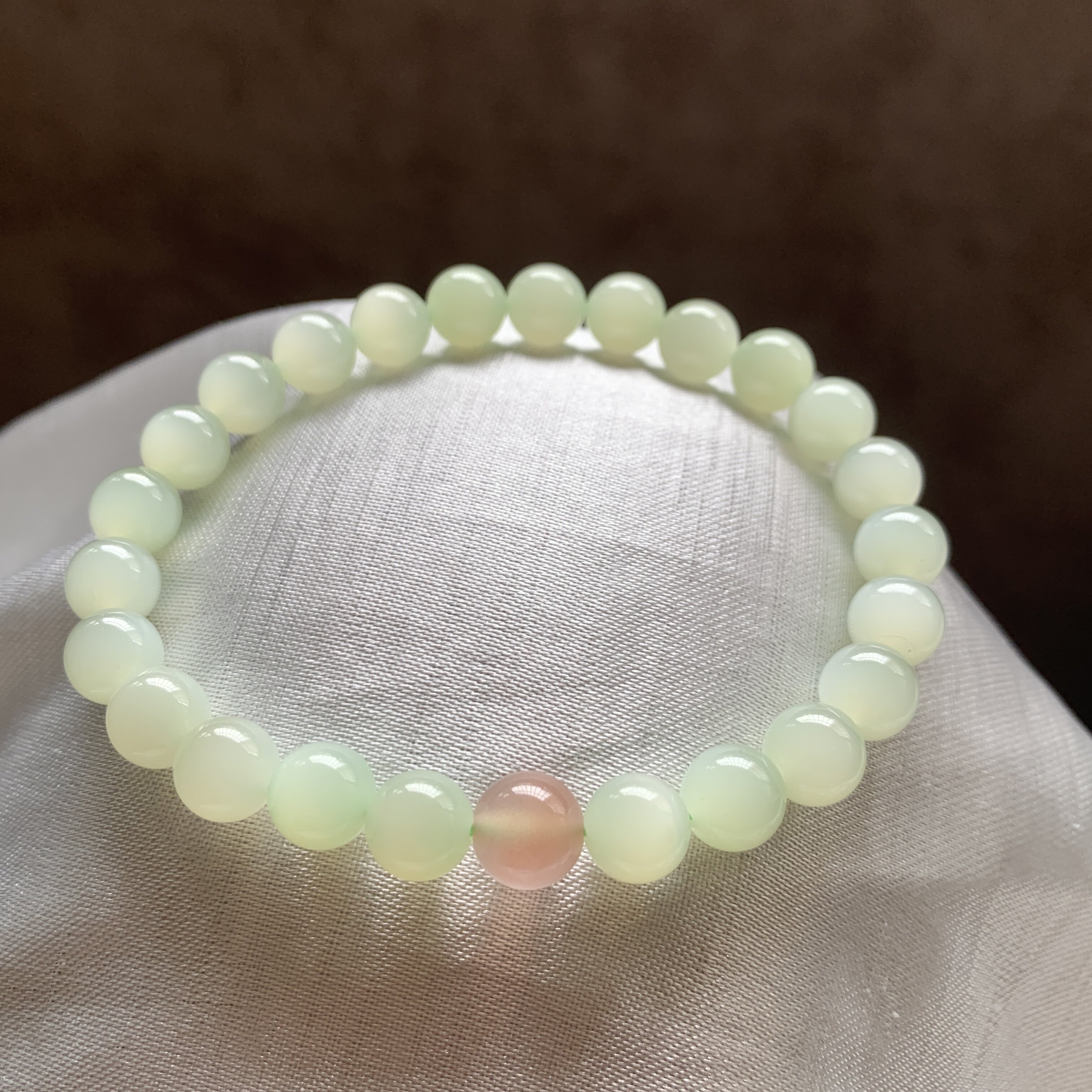 和田玉碧玉手链新疆且末黑羊洞手链手串无结构起猫眼起荧光手钏8