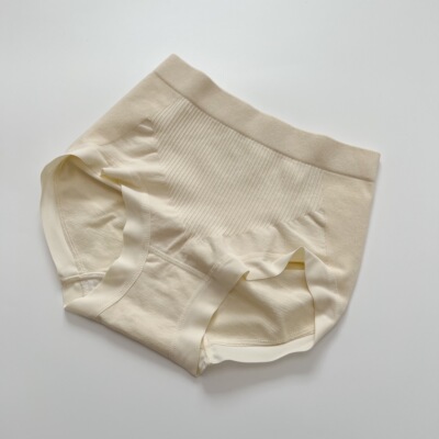 桑蚕丝女无痕舒适内裤