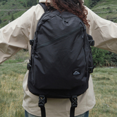 INTHESOUTH新款 轻便双肩包男潮牌大容量休闲大学生书包女旅行背包