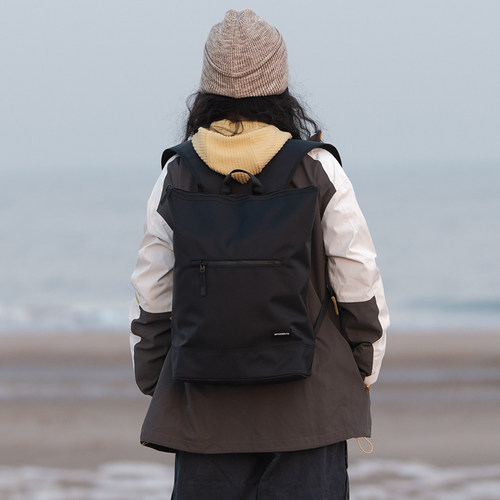 INTHESOUTH防水轻便大容量旅行包电脑背包高中大学生书包女双肩包