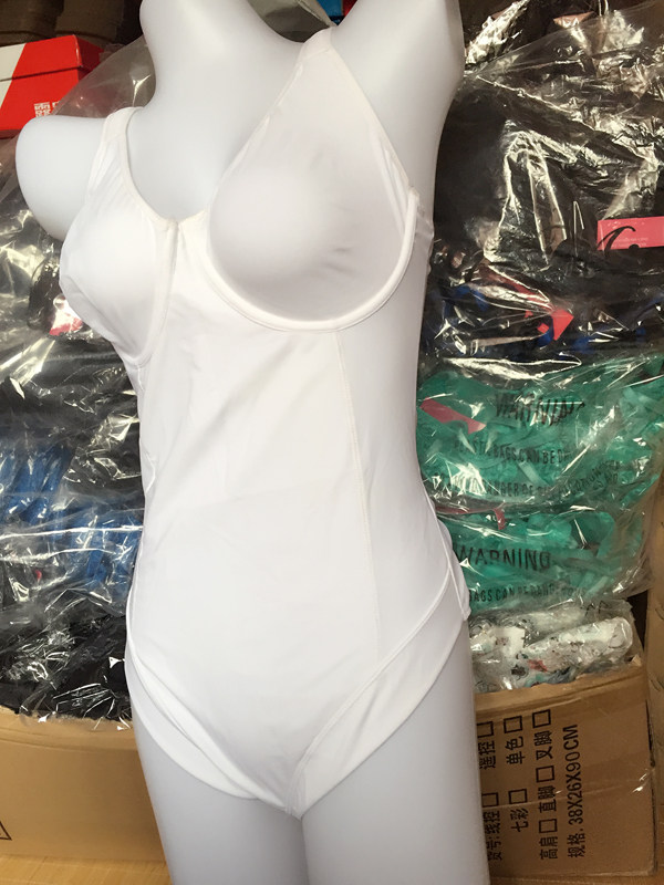 Sous-vêtement minceur en nylon - Ref 691571 Image 1