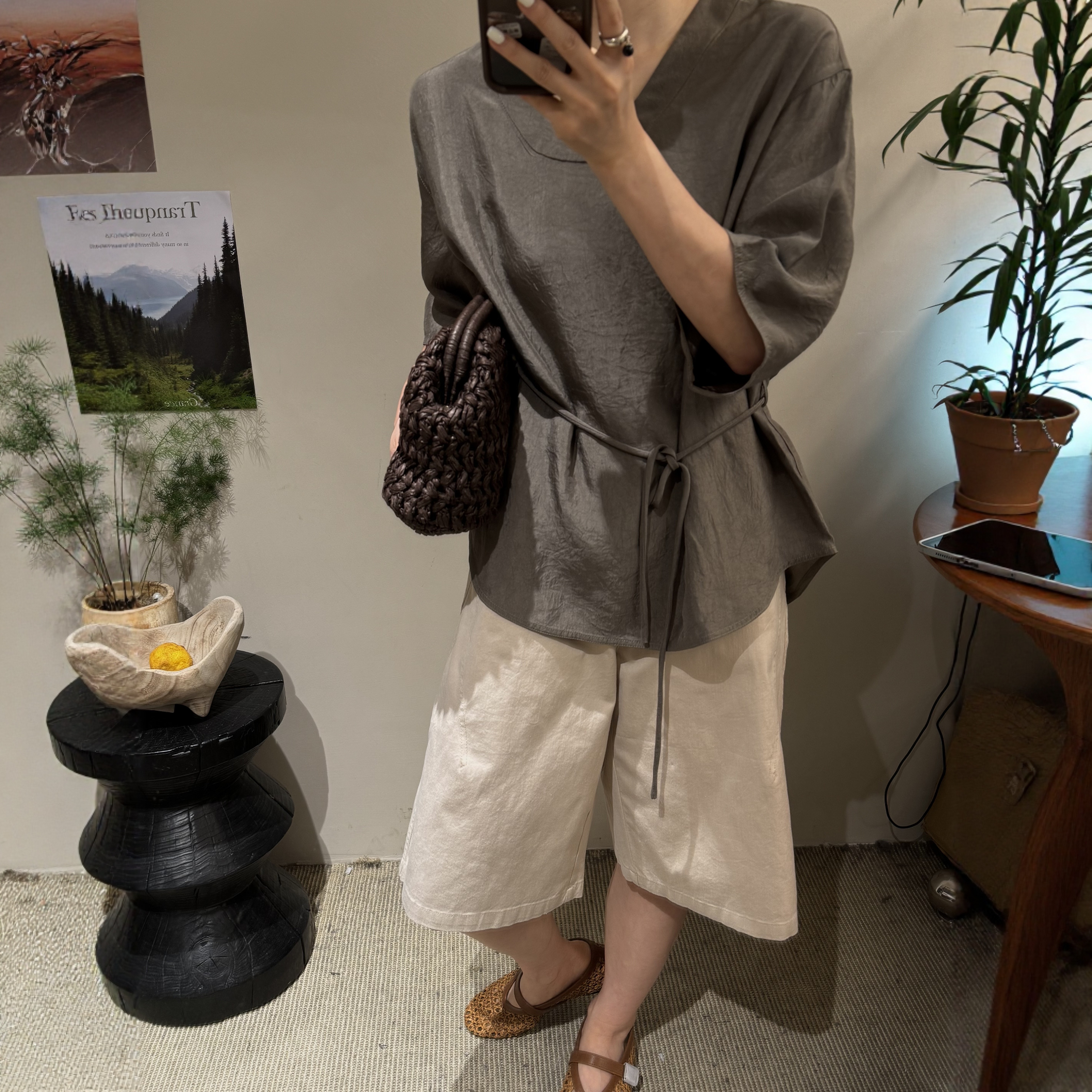 欧洲站2026秋季新100醋酸慵懒风后背抽绳宽松显瘦短袖T恤女设计感