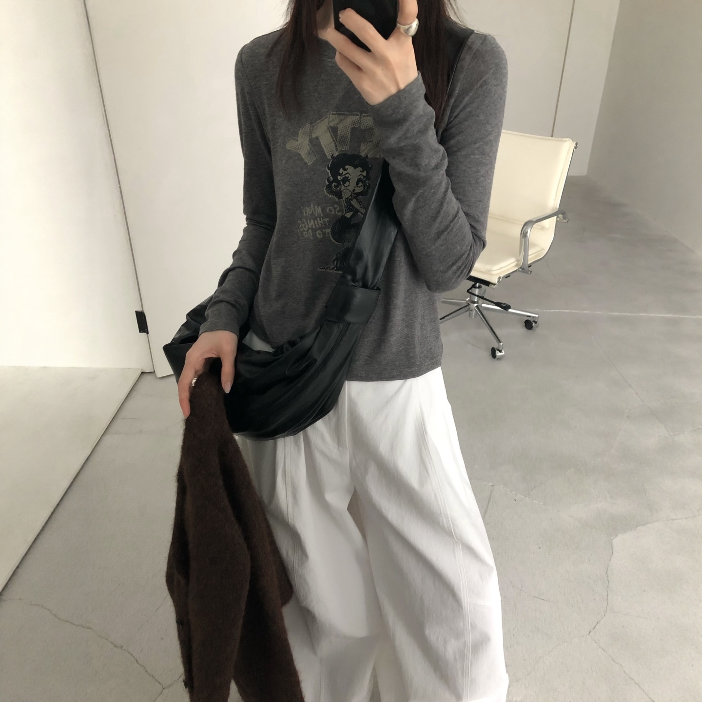 欧洲站2025秋季新品韩版宽松显瘦百搭休闲圆领长袖打底T恤女上衣