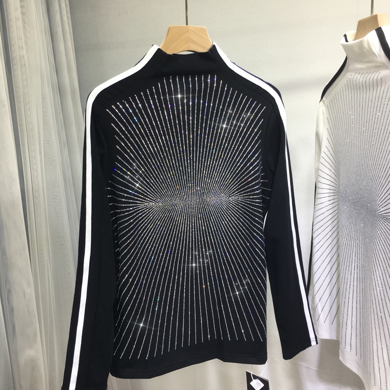 休闲风烫钻重工欧货半高领长袖