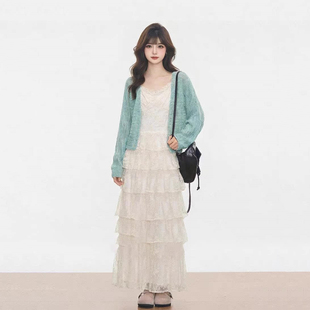 法式蕾丝蛋糕吊带连衣裙女春夏季新款薄荷绿毛衣开衫两件套装长裙