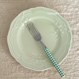 Cutlery 特别薄荷绿中古感浮雕陶瓷意面甜品盘一人食早餐盘
