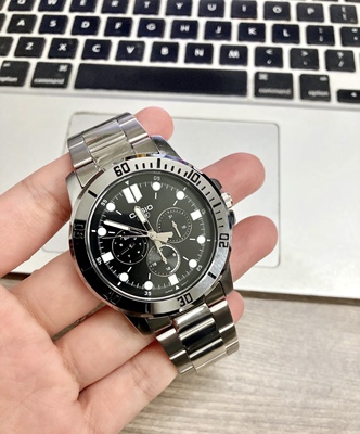 Casio卡西欧手表男简约商务休闲防水三眼指针石英表MTP-VD300D-1E