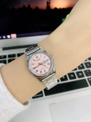 卡西欧手表女简约气质时尚百搭小表盘学生女士手表LTP-V006D-4B