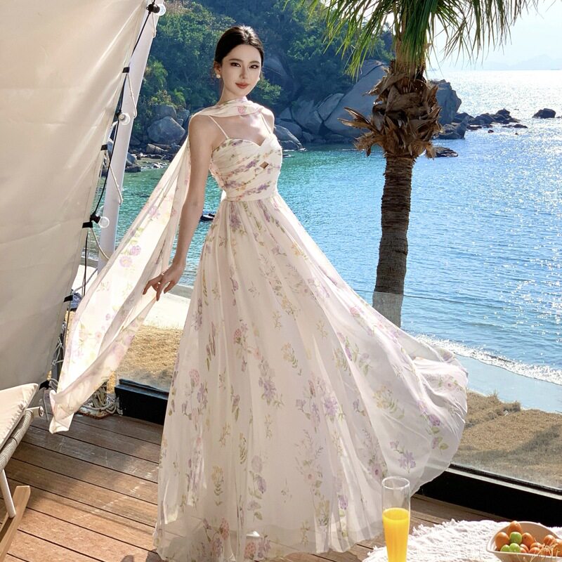 女装2026夏季十三行新款海边度假风露肩碎花中长款V领抹胸连衣裙