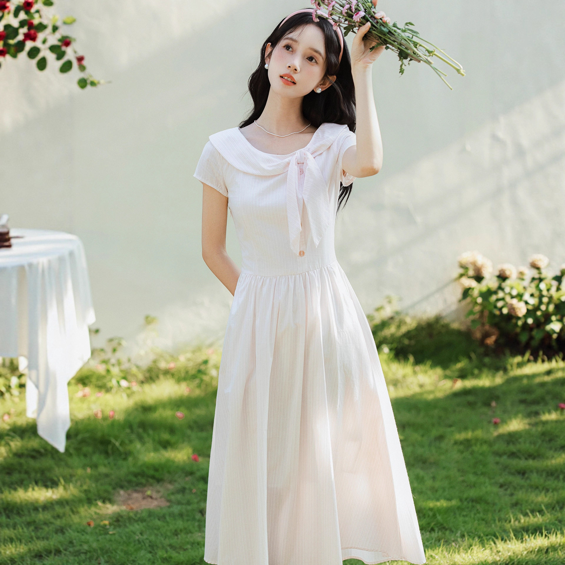 女装2026夏季十三行新款清新少女感粉色条纹蝴蝶结领子收腰连衣裙