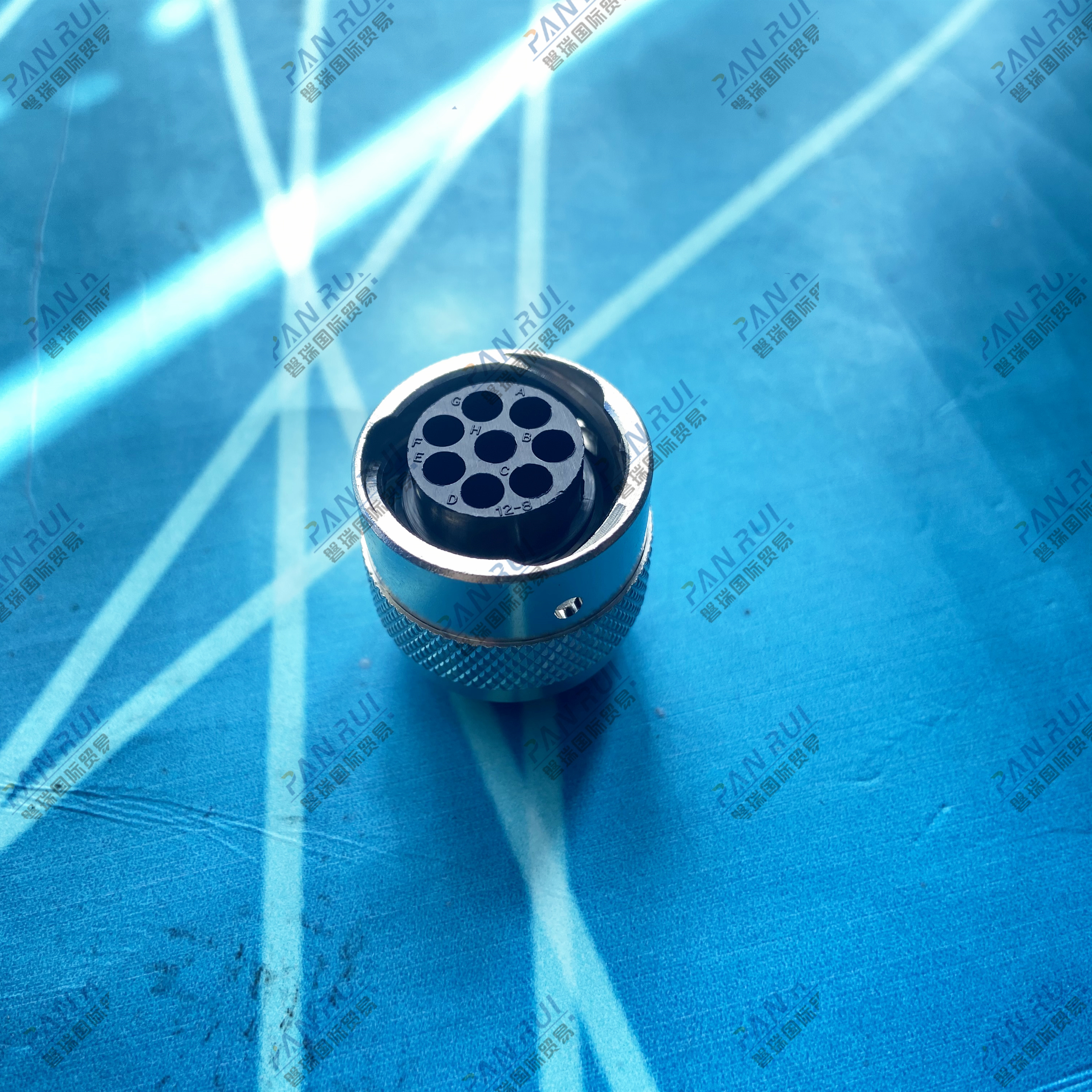 TR1208PFS1NB ITT Cannon 圆形连接器 插头外壳 8路 耦合螺母