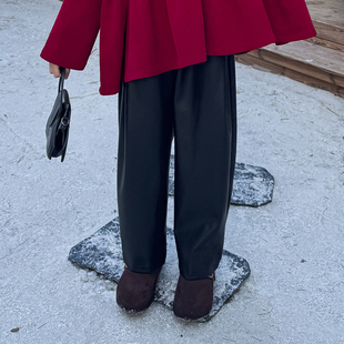 儿童裤子女韩版秋冬季女童PU皮裤时髦百搭特革小羊皮保暖阔腿长裤