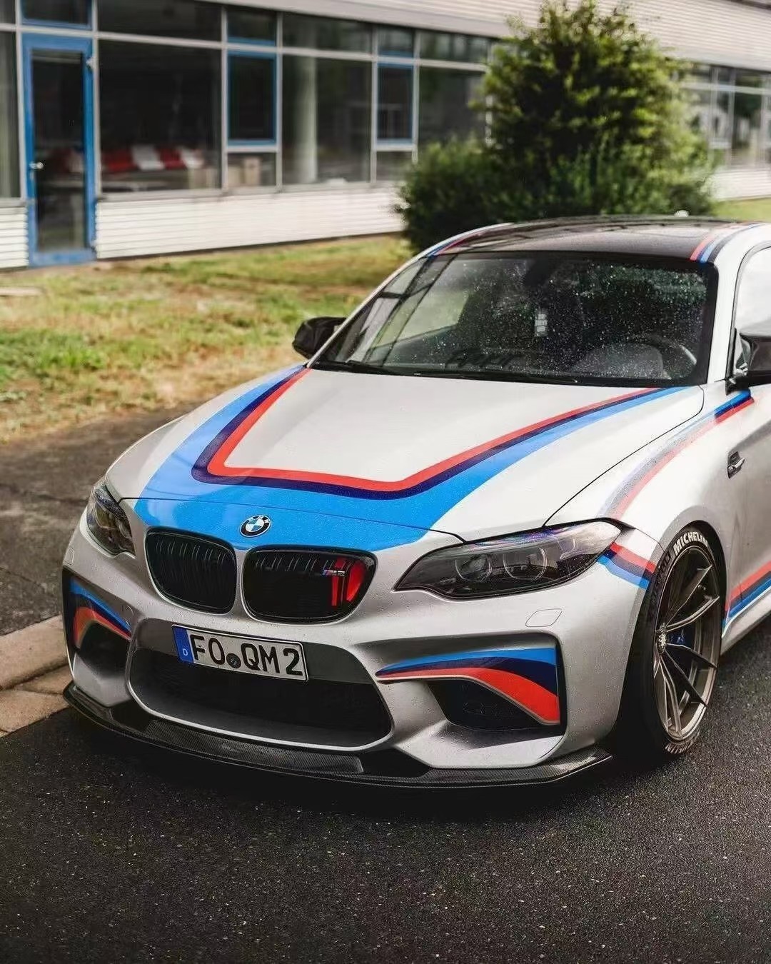 宝马2系F87m2改装碳纤维mtc款前唇