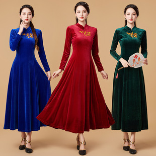 中年女妈妈秋装长袖旗袍新款中式广场舞服表演中老年金丝绒连衣裙