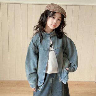 女童韩版牛仔外套2026新款浅蓝立领宽松时髦春季新款女中大童上衣