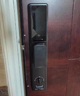 适用德施曼q3FPRO小嘀智能锁指纹锁化膜防爆膜护眼膜屏幕保护膜软膜防刮高清膜