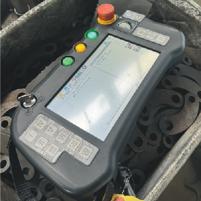 适用松下m1400 g4机器人示教器平板钢化膜屏幕贴膜保护膜软膜高清膜防刮膜