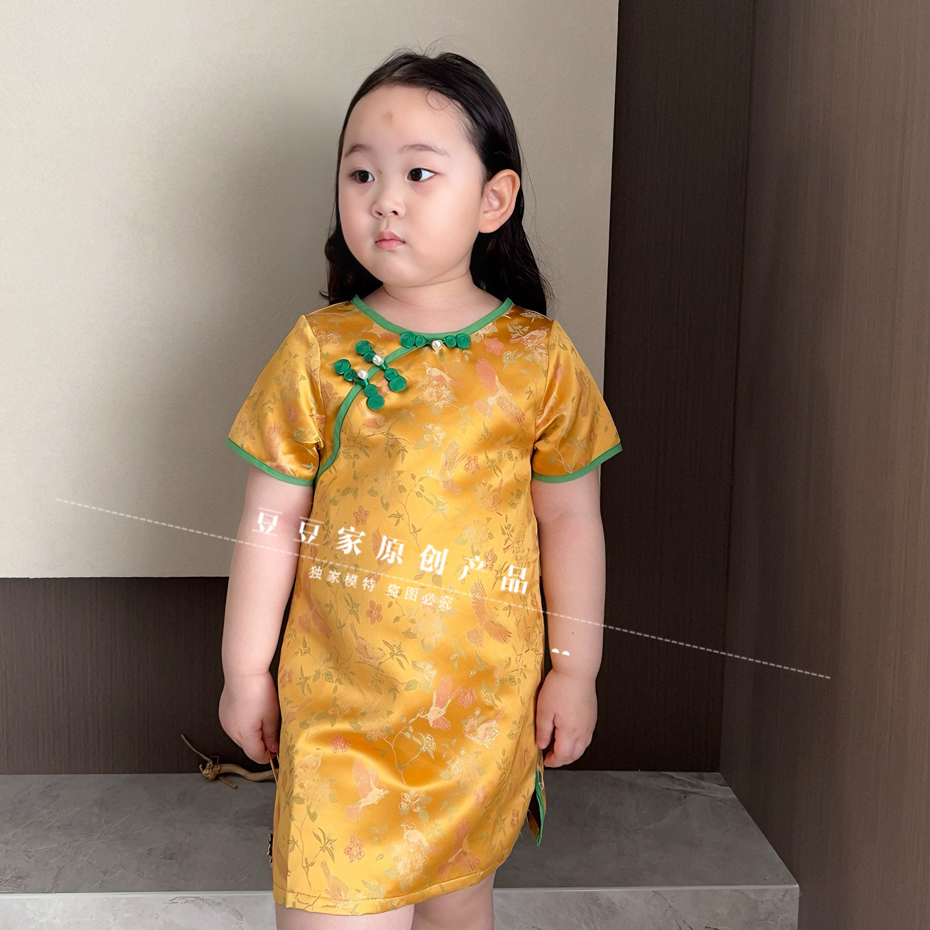 提花儿童旗袍低领短袖女童汉服中国风旗袍裙复古金线刺绣高级裙子,童装/婴儿装/亲子装,旗袍,淘宝优惠券,粉丝福利购,淘宝优惠卷