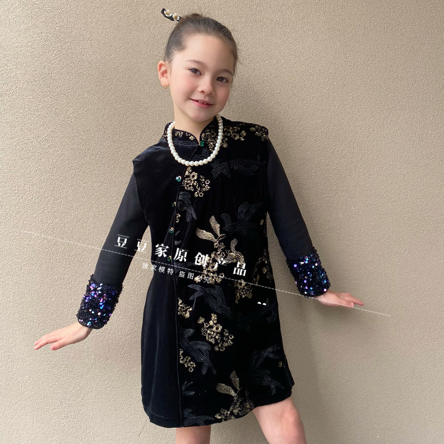 亲子款女童丝绒马甲旗袍外套儿童盘扣马夹立领旗袍高级感复古刺绣