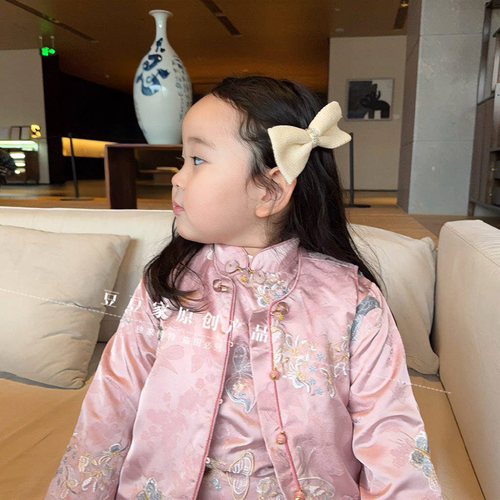 儿童旗袍新中式粉色刺绣外套女2025新款盘扣气质上衣中国风马夹