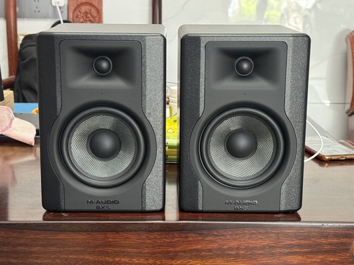 美国M-AUDIO BX5 D3 5寸有源监听音箱录音棚近场监听