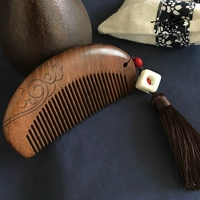 Расческа из сандалового дерева