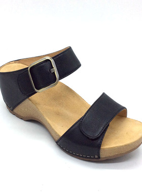 dansko黑色牛皮高跟扣带拖鞋  38码