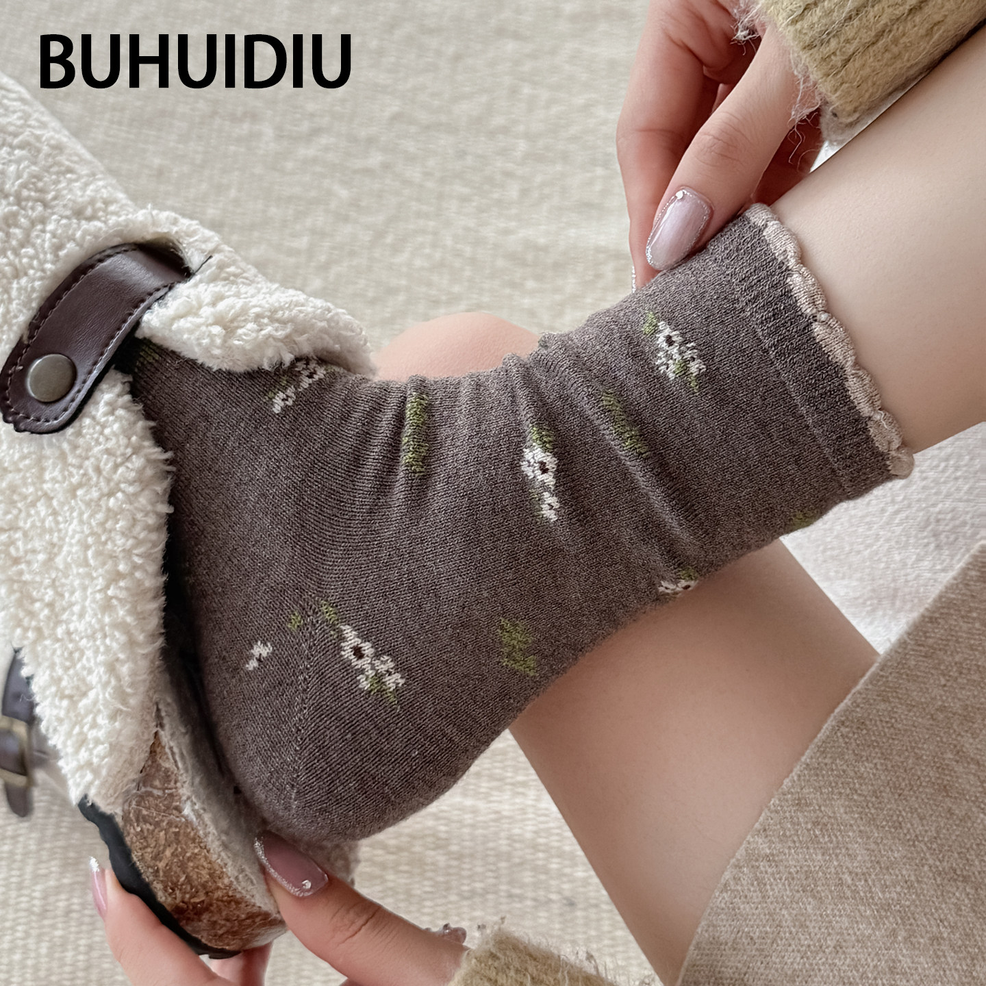 不会丢的袜子 小碎花羊毛袜女款秋冬中筒袜保暖加厚韩国复古长袜