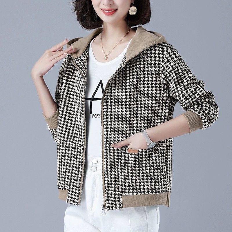 简约休闲风衣女年轻妈妈装外套春秋中老年夹克时尚洋气小外衣上衣,女装/女士精品,常规大码外套,淘宝优惠券,粉丝福利购,淘宝优惠卷