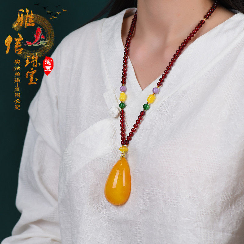 正品鸡油黄老蜜蜡水滴吊坠原创琥珀血珀毛衣链原石项链女款礼物