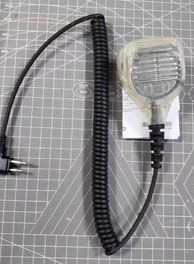 对讲机手咪A8 GP88S GP2000 P3688手台M头手咪话筒肩咪PMMN4013A