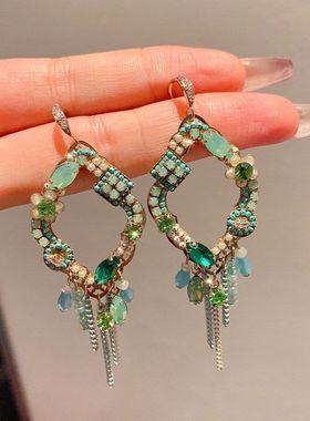 高级感设计耳饰女轻奢绿色潮2024年小众新款重工耳环复古时尚流苏