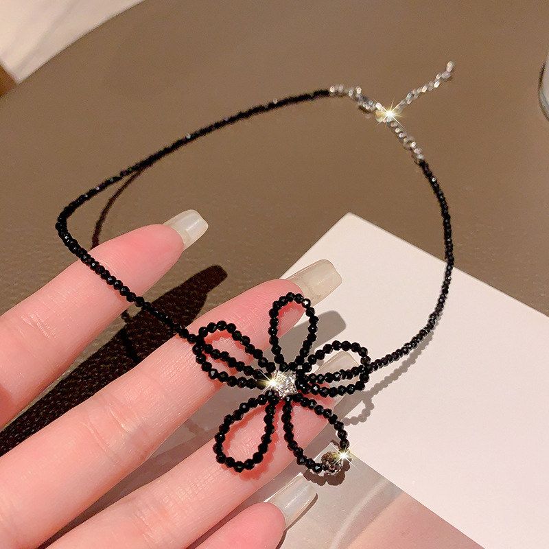 颈链细黑色项链法式吊坠锁骨新款