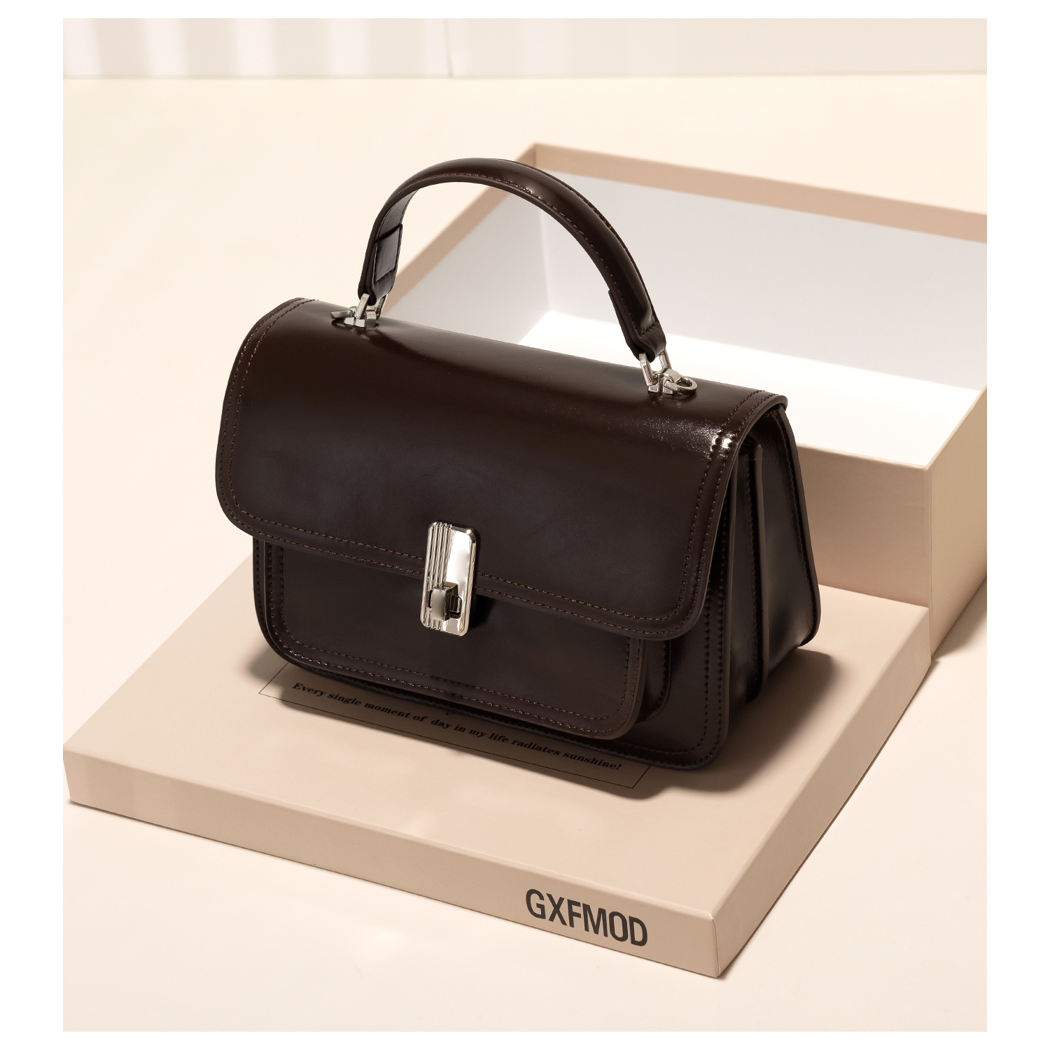 GXFMOD2024秋冬时尚链条小方包